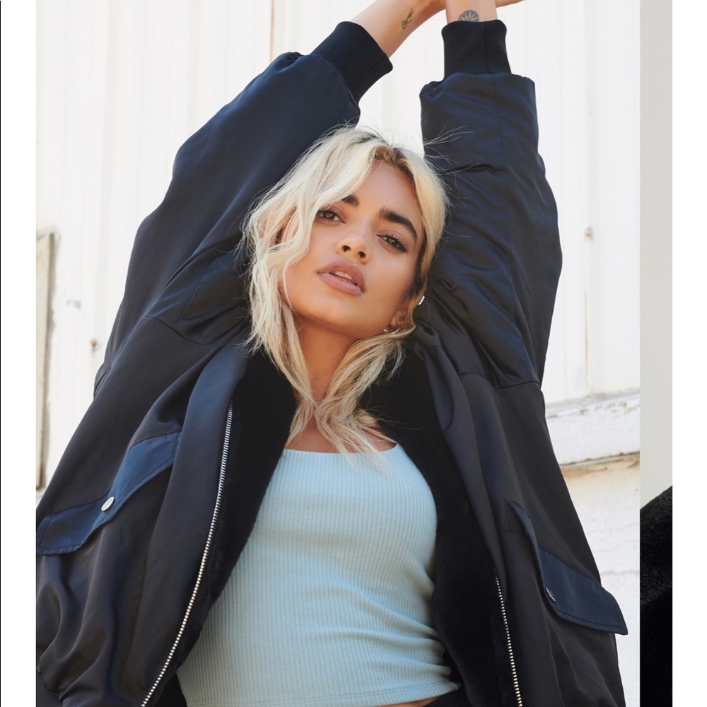 The Two-Faced Reversible Bomber